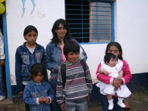 Imelda Morales y familia Anfama